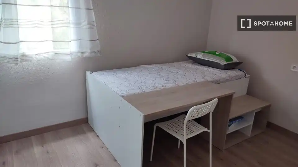 Habitación 253 m², Alicante