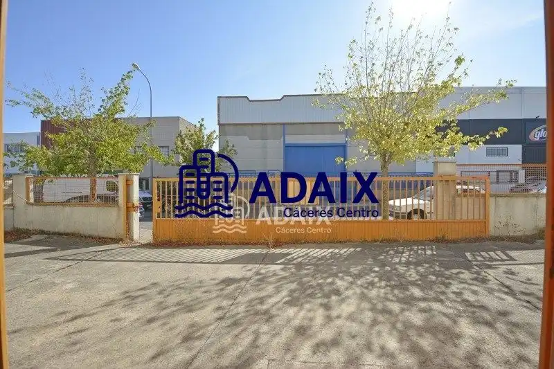 Piso de 633 m² en Malpartida de Cáceres