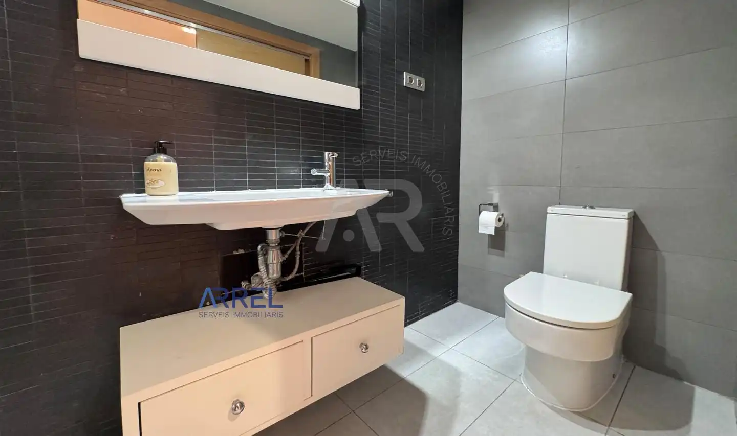 Piso de 334 m² en Alella