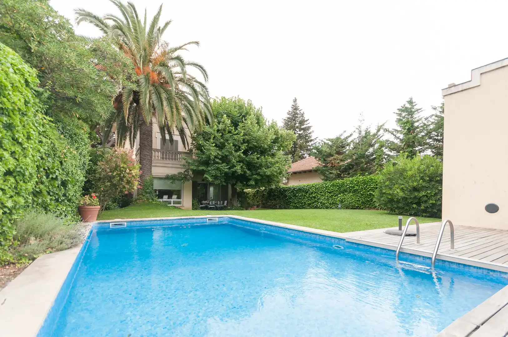 Pis de 346 m² a Sant Just Desvern