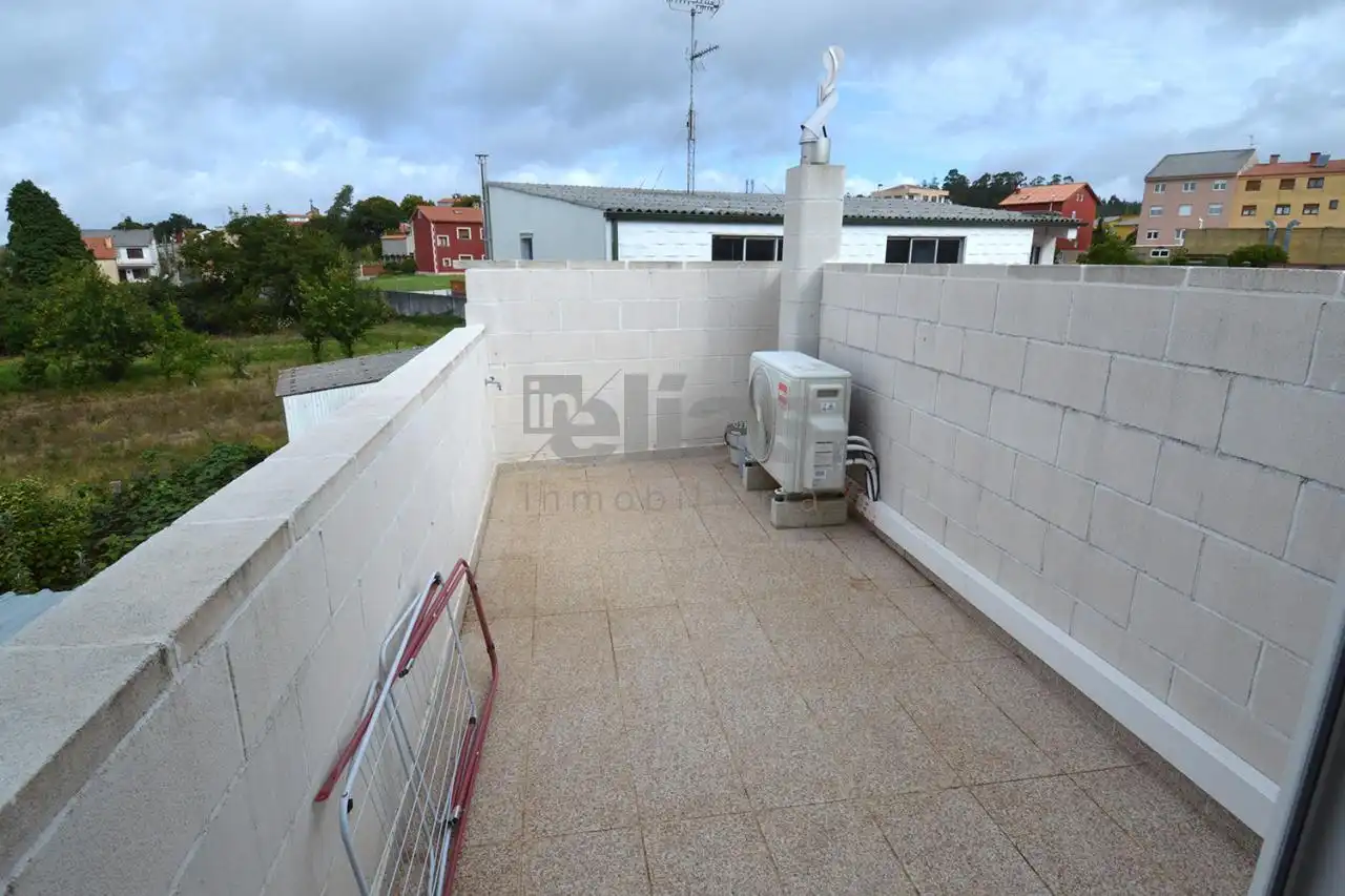 Piso de 60 m² en Zas