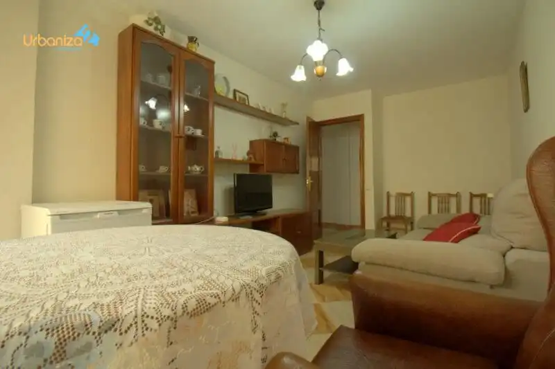 Piso de 86 m² en Badajoz