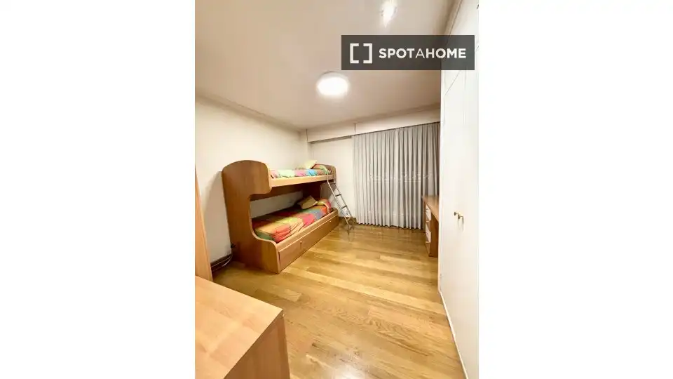 Habitación 115 m², Bilbao
