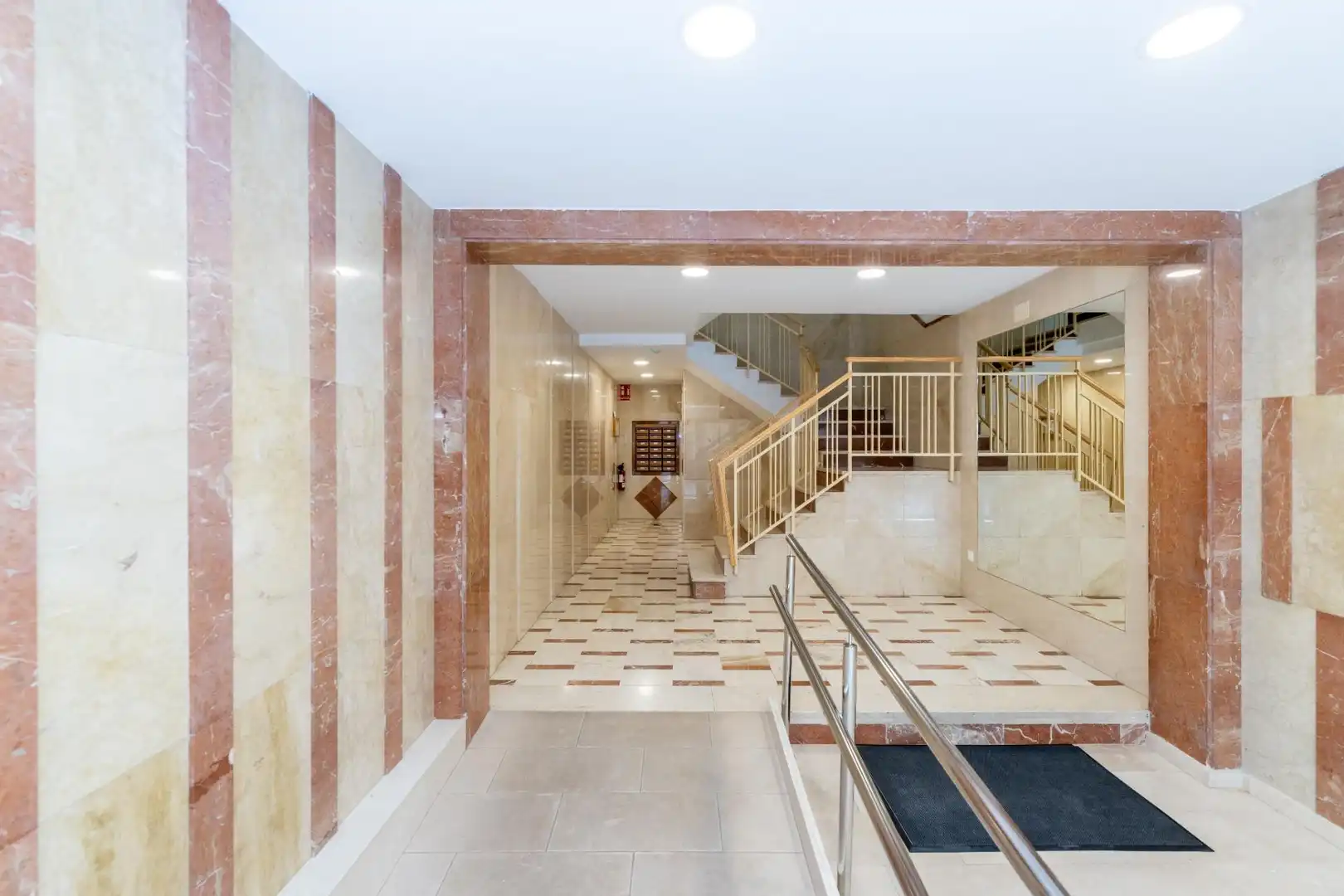 Piso de 98 m² en Granada