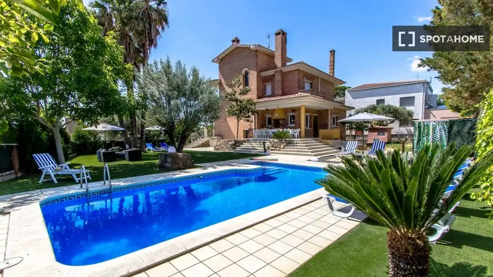Piso de 350 m² en Sentmenat