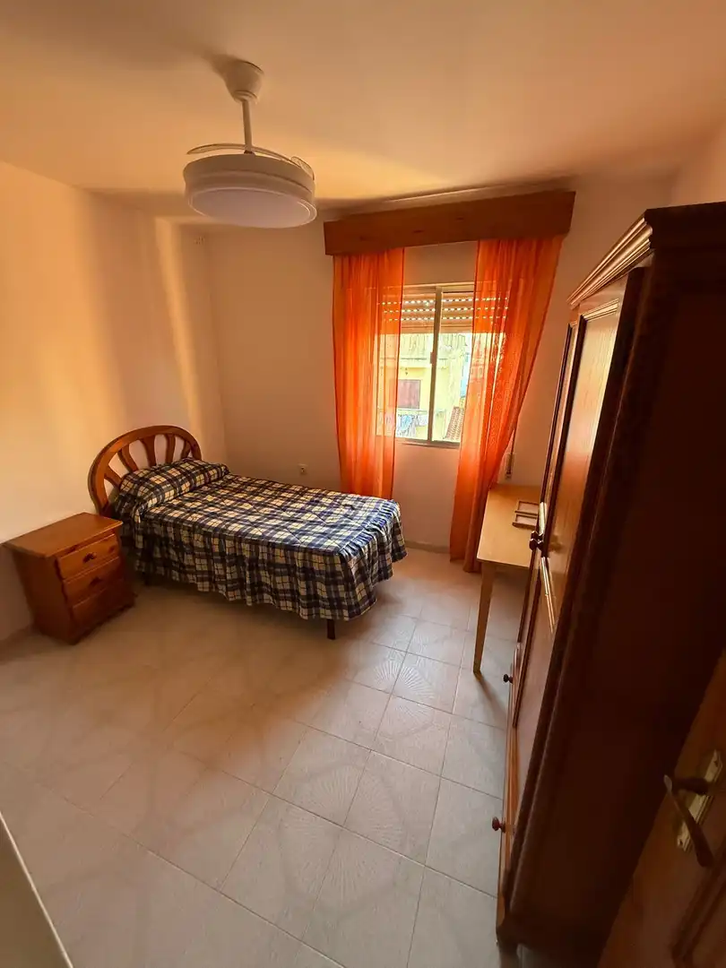 Piso de 85 m² en La Línea de la Concepción