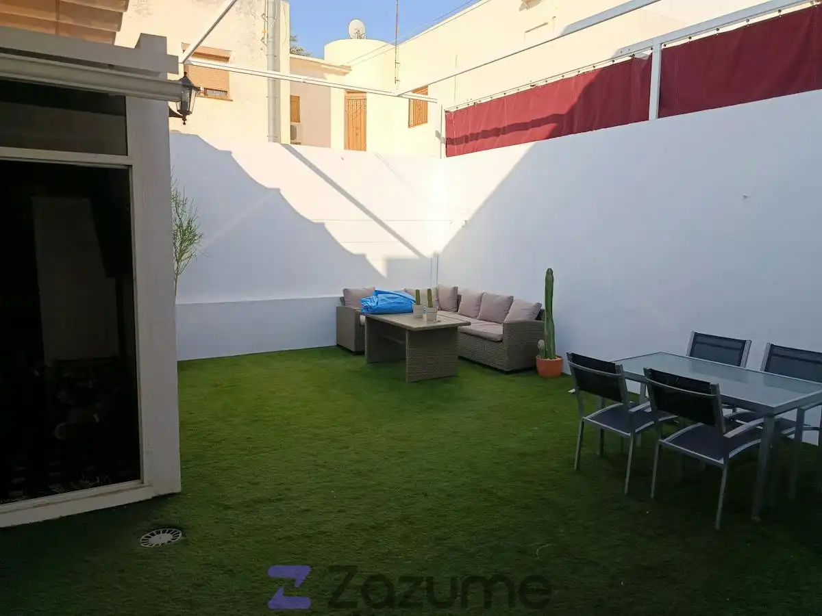 Casa de 180 m² en Alcalá de Guadaíra