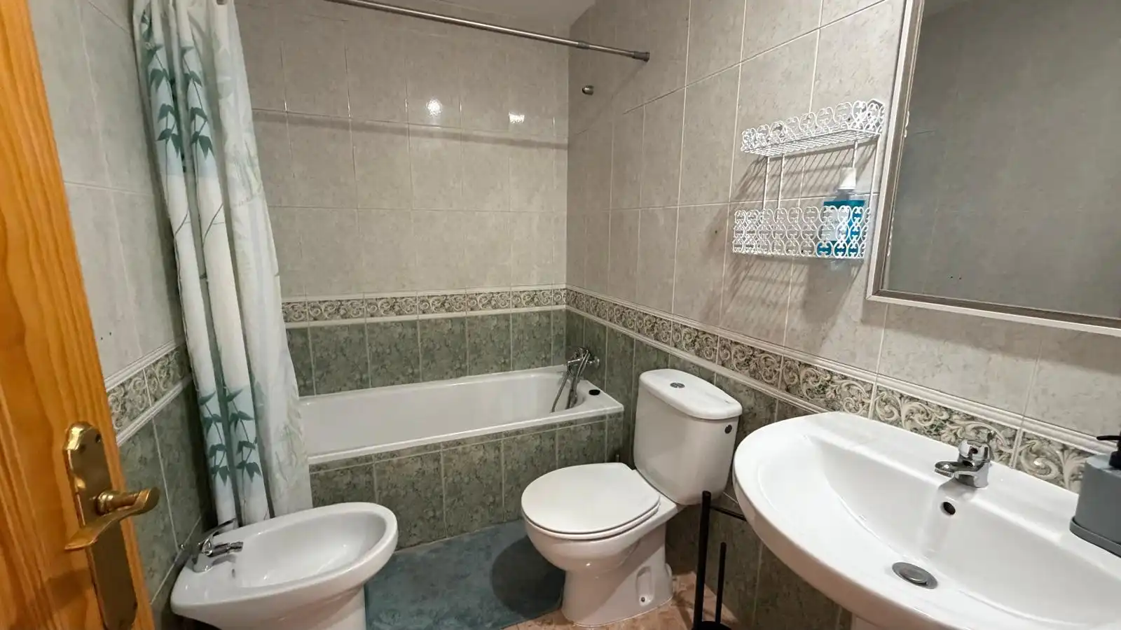 Zimmer 106 m², La Almunia de Doña Godina