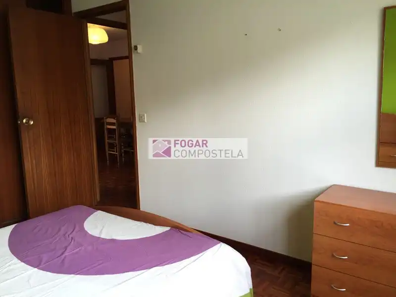 Piso de 90 m² en Santiago de Compostela