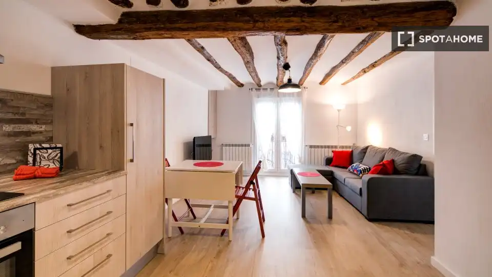 Habitación 63 m², Zaragoza