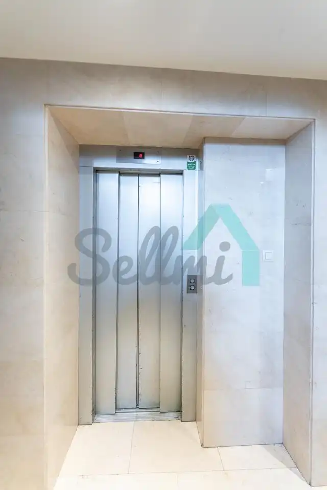 Piso de 80 m² en Oviedo