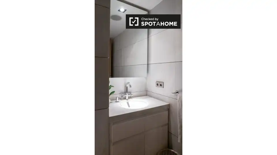 Habitación 200 m², Madrid