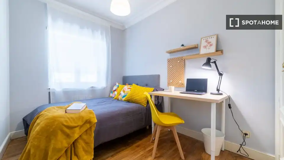 Habitación 301 m², Madrid