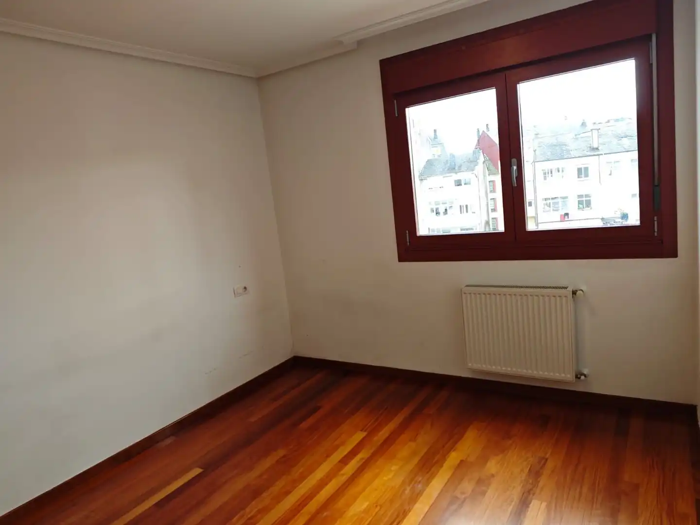 Piso de 100 m² en Lugo