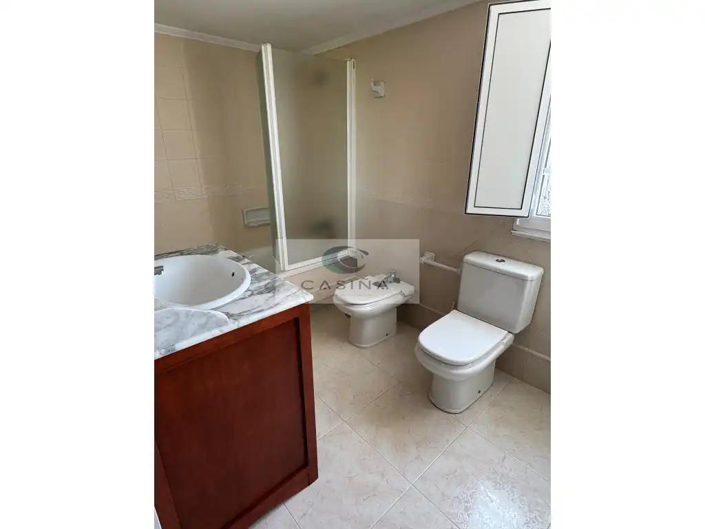 Piso de 250 m² en Barreiros