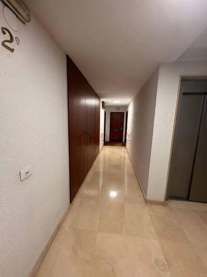 Piso de 90 m² en Ourense
