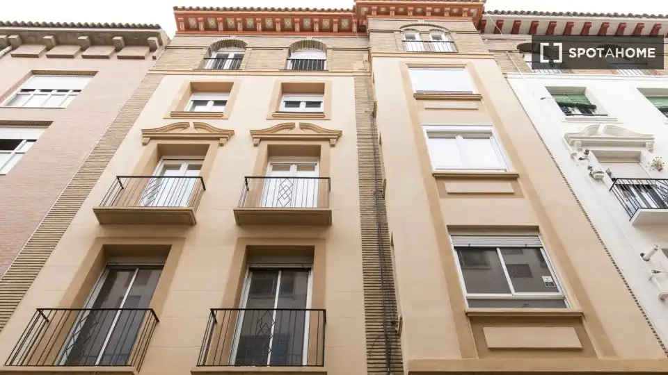 Habitación 92 m², Zaragoza