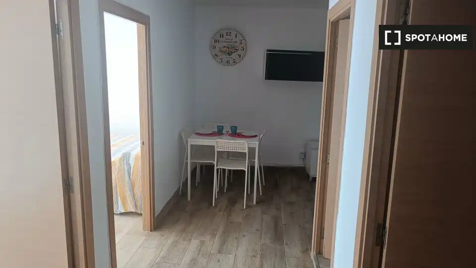 Habitación 78 m², Almería