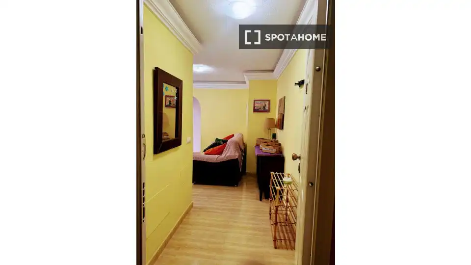 Habitación 63 m², España