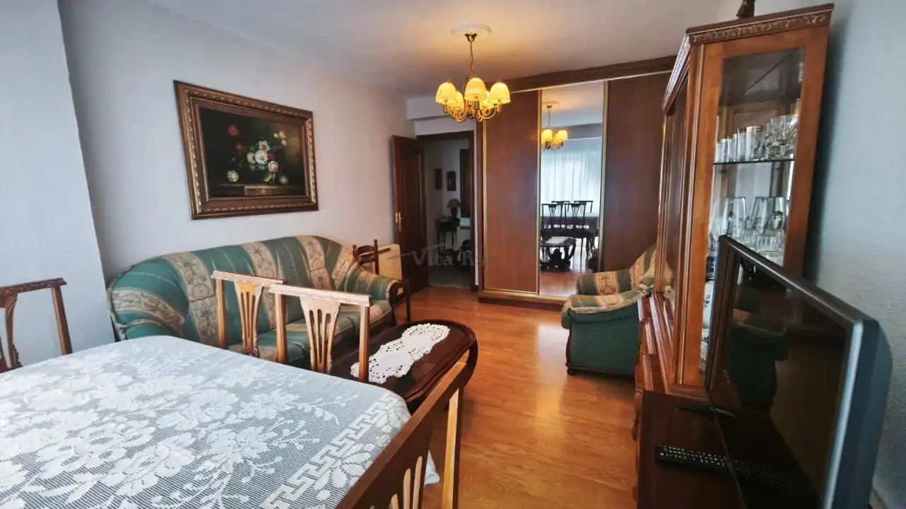 Piso de 80 m² en Ourense