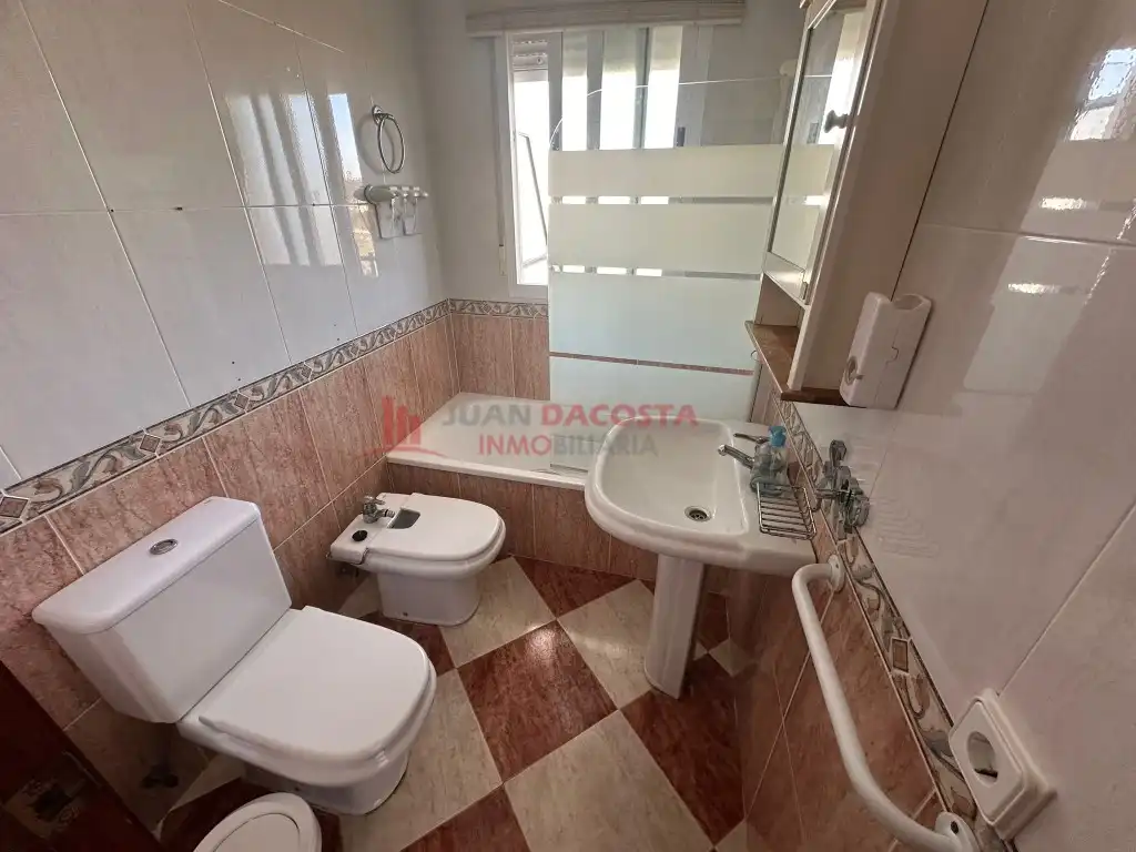 Piso de 80 m² en Lepe