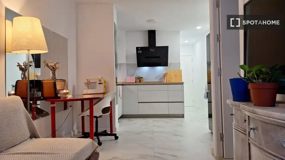 Habitación 79 m², Sevilla