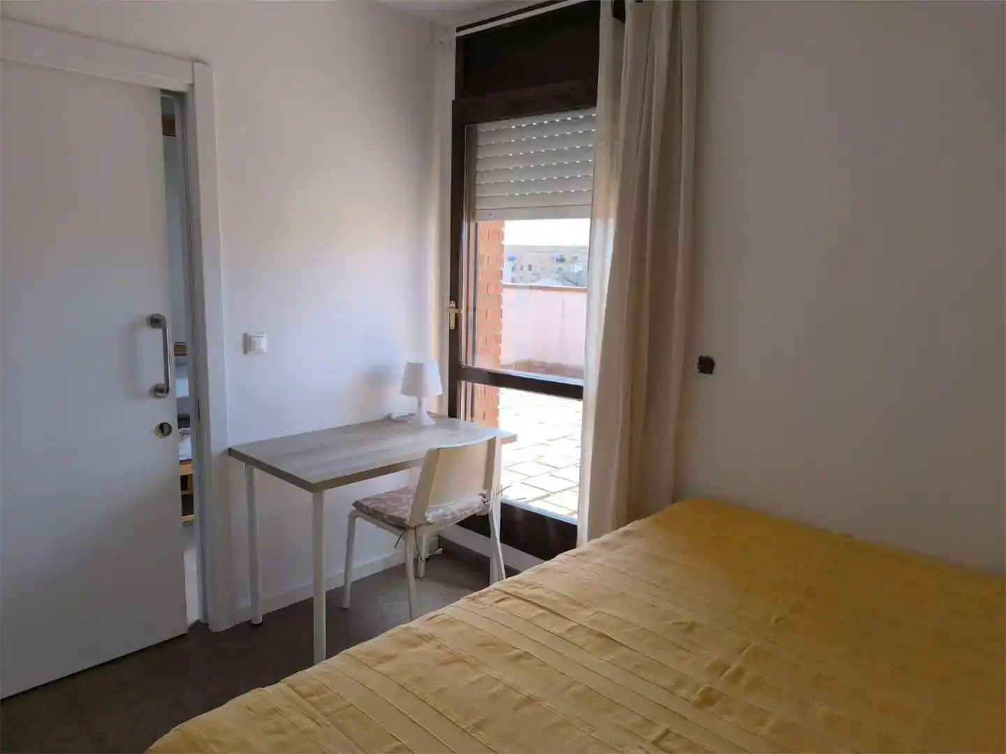 Habitación 90 m², Binéfar