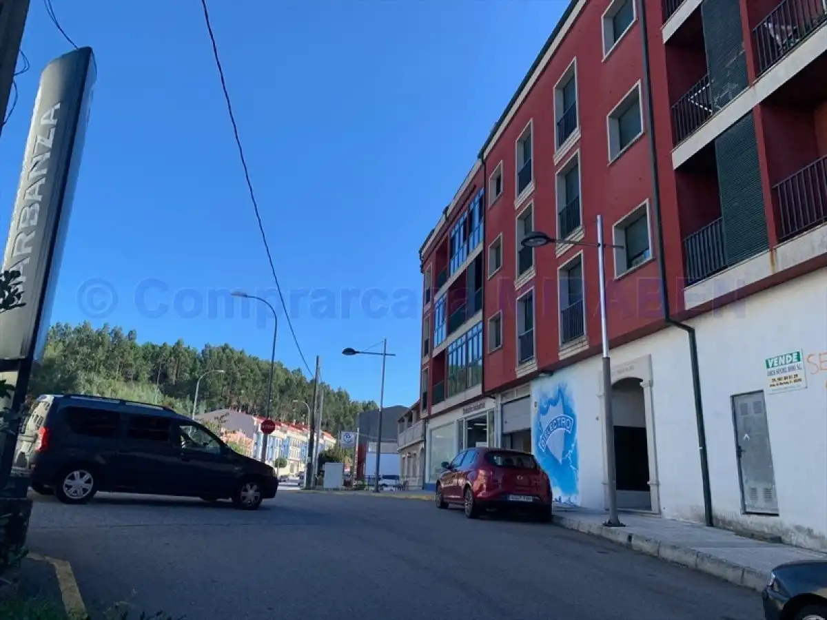 Piso de 90 m² en Boiro
