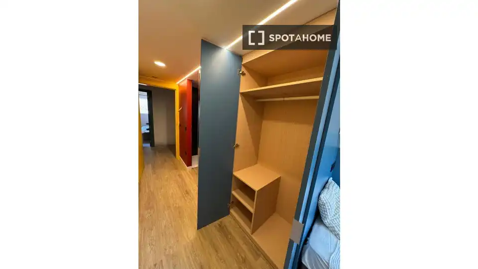 Habitación 345 m², Zaragoza