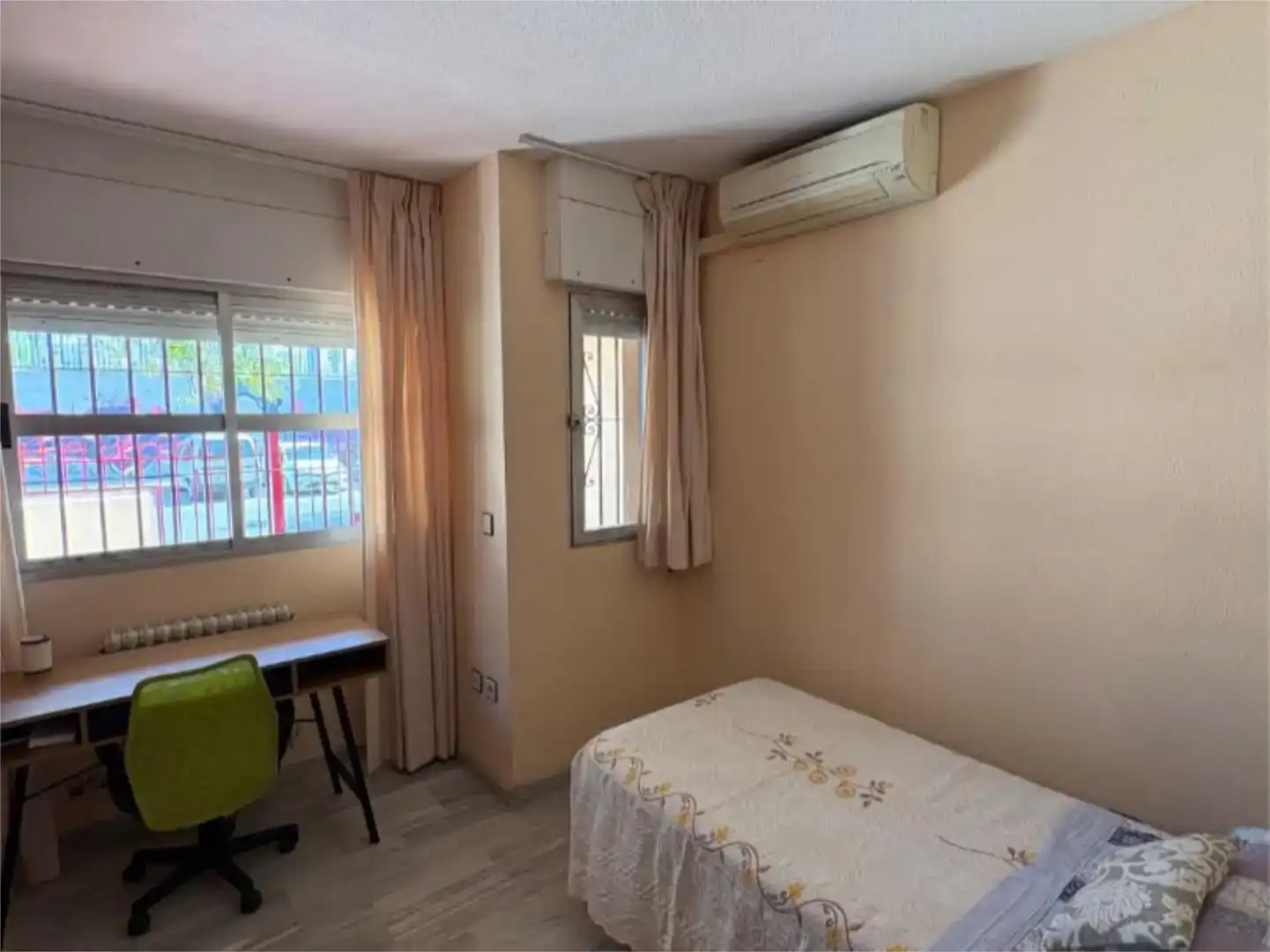 Habitación 100 m², Granada