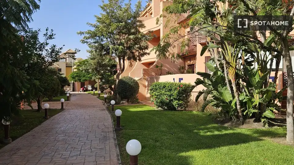 Habitación 138 m², Motril