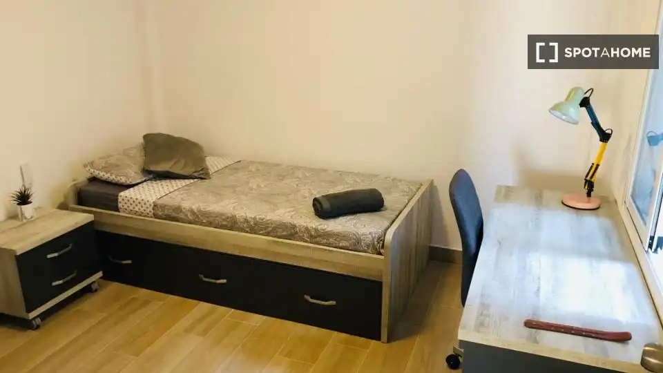 Habitación 138 m², Granada