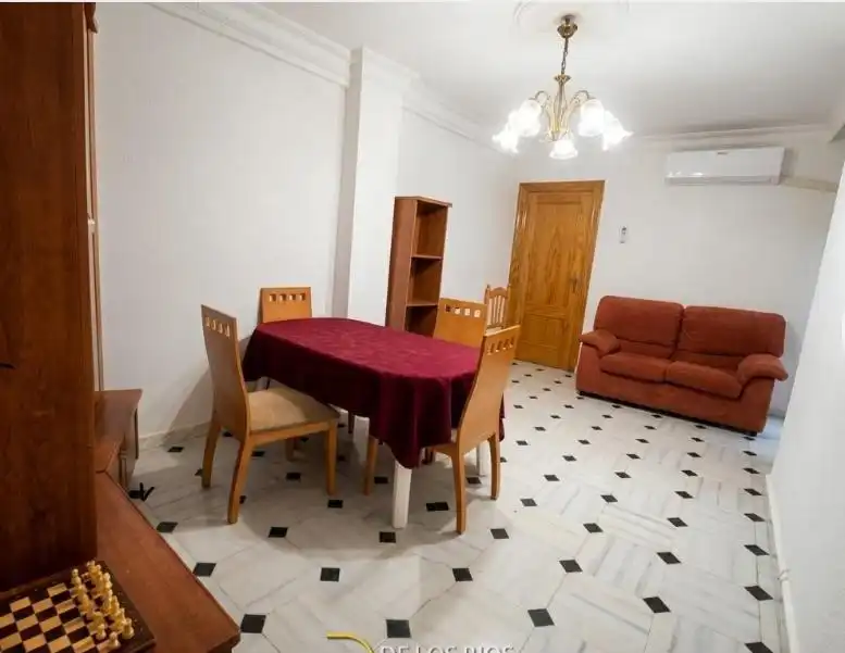 Piso de 108 m² en Granada