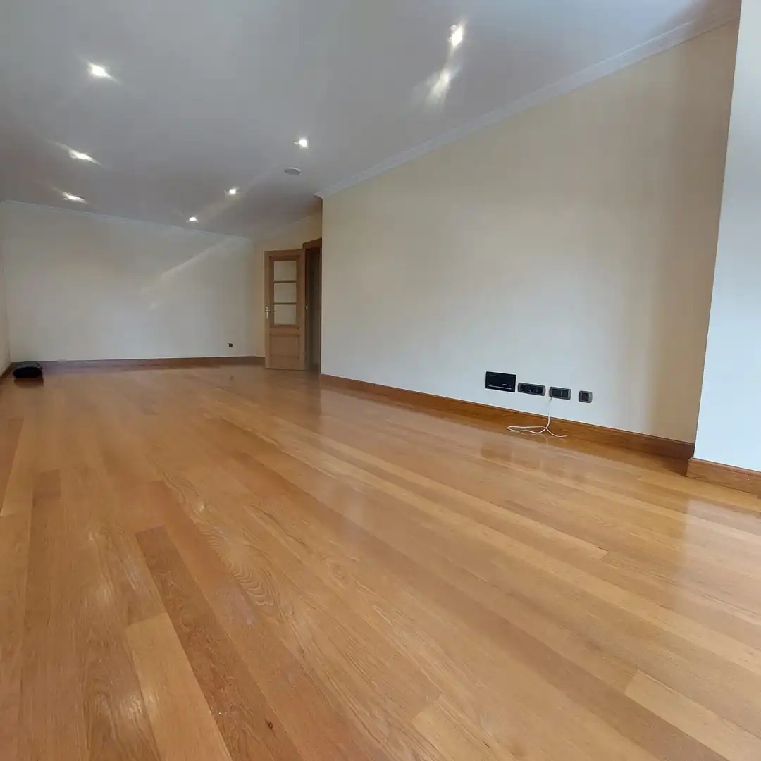 Piso de 140 m² en Vigo