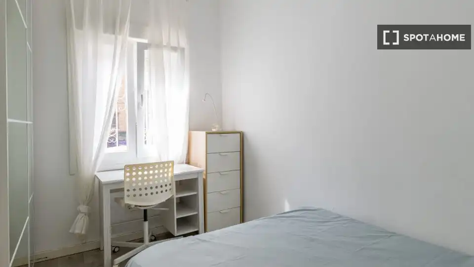 Habitación 63 m², Zaragoza