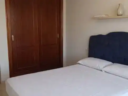 Habitación 80 m², Almería