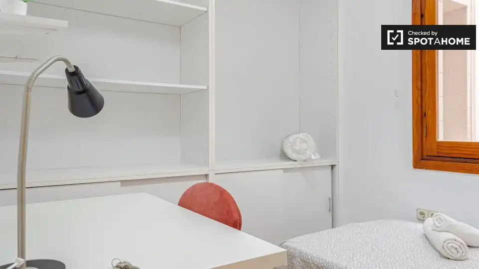 Habitació de lloguer, Burjassot