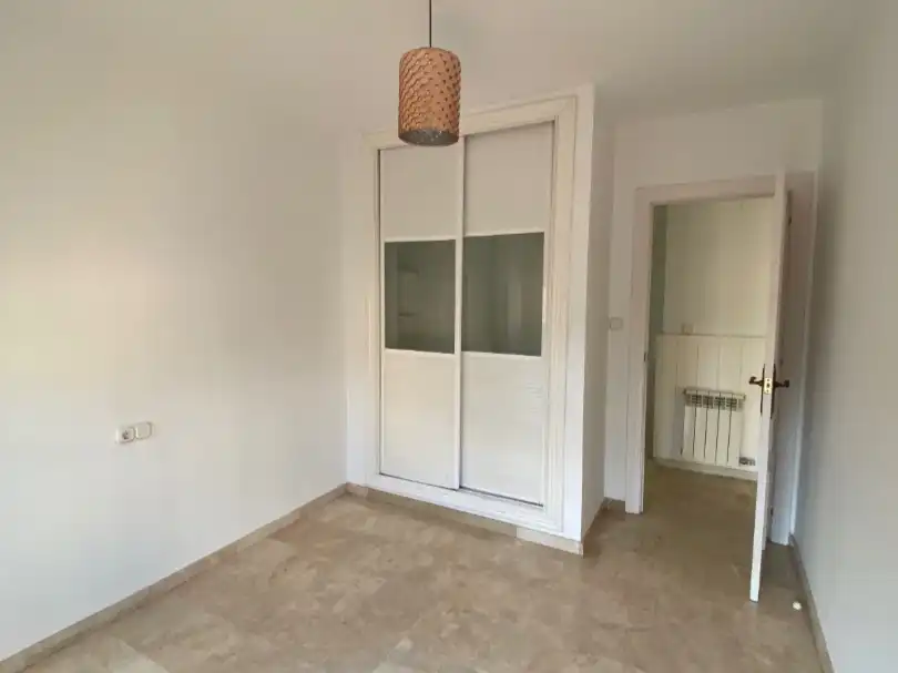 Piso de 130 m² en Granada