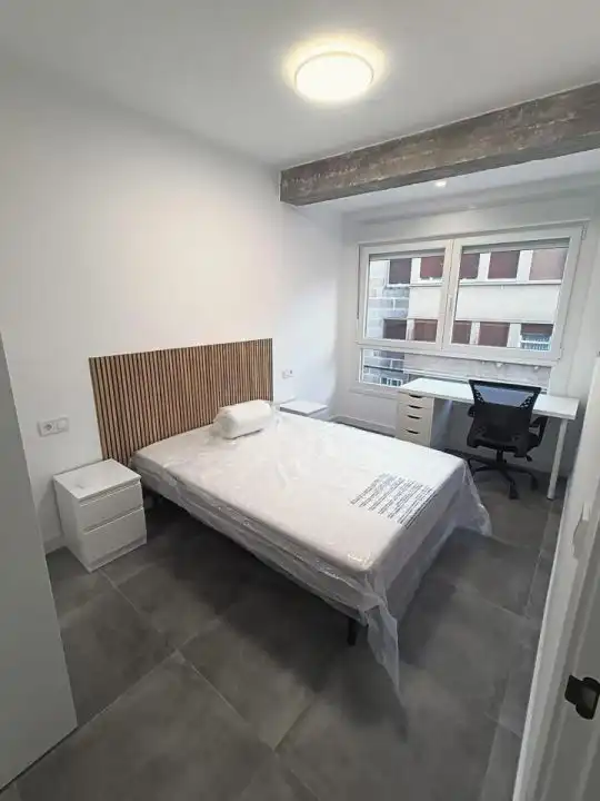 Habitación 79 m², Ourense