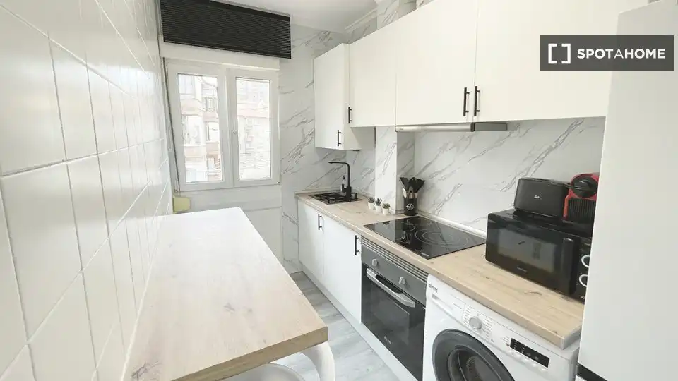 Habitación 81 m², Santander