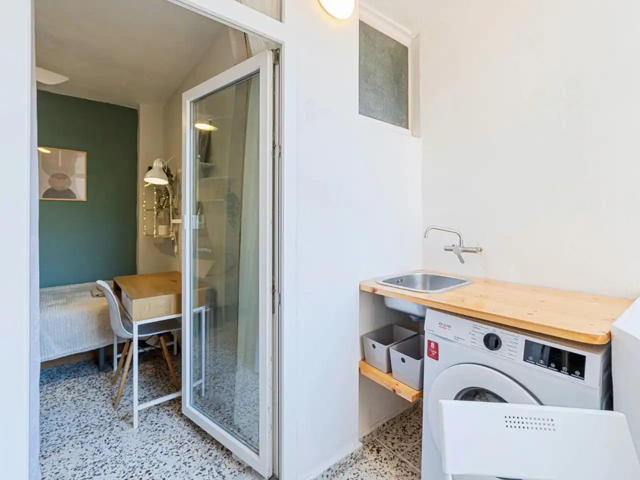 Habitació de lloguer, Torrevella