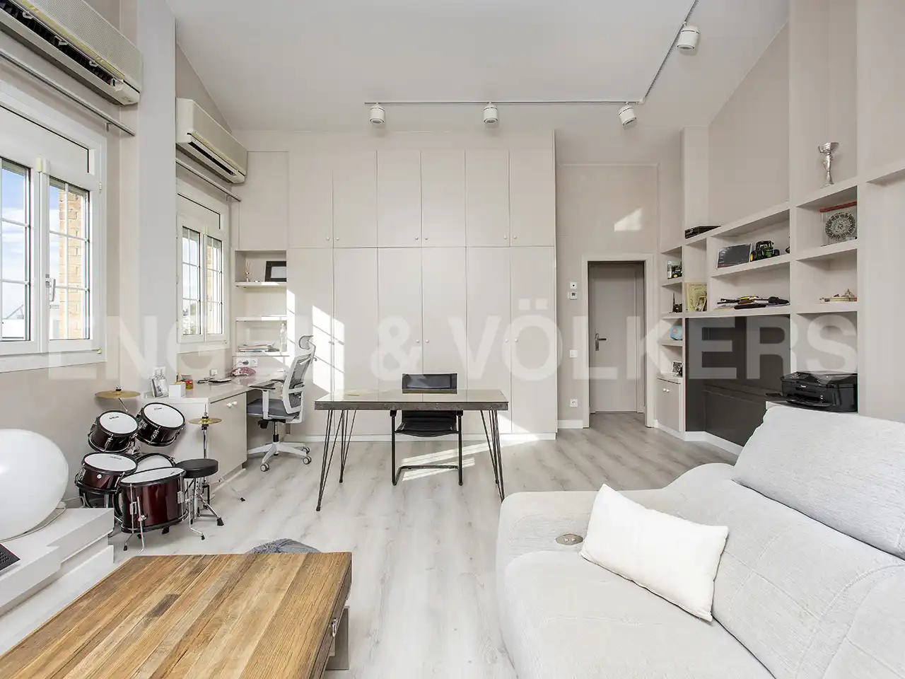Будинок 440 м² у Esplugues de Llobregat