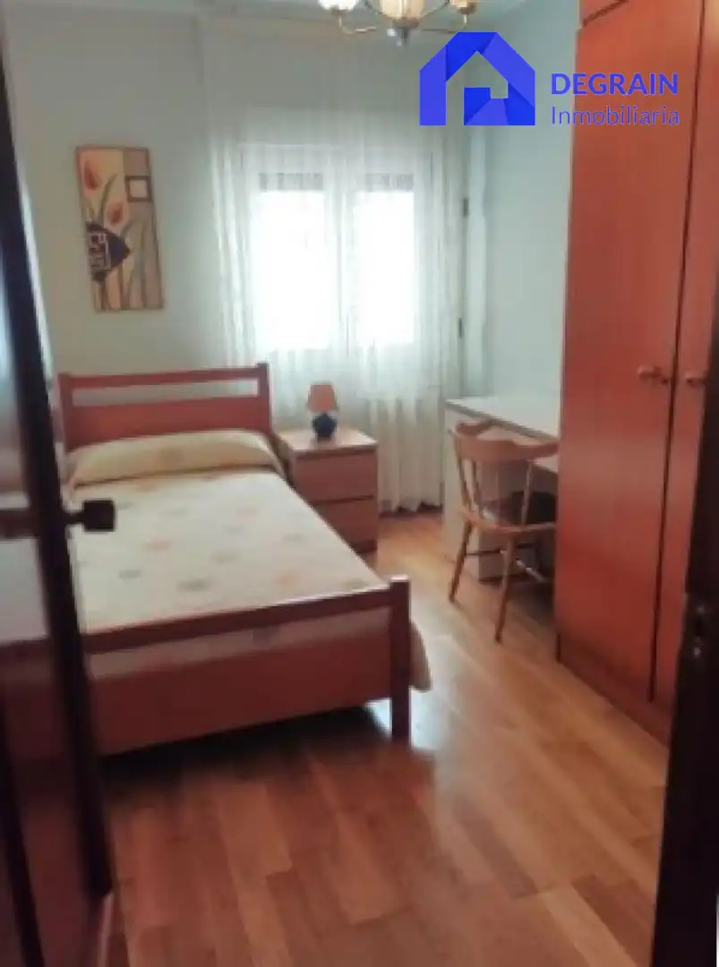 Piso de 75 m² en Oviedo