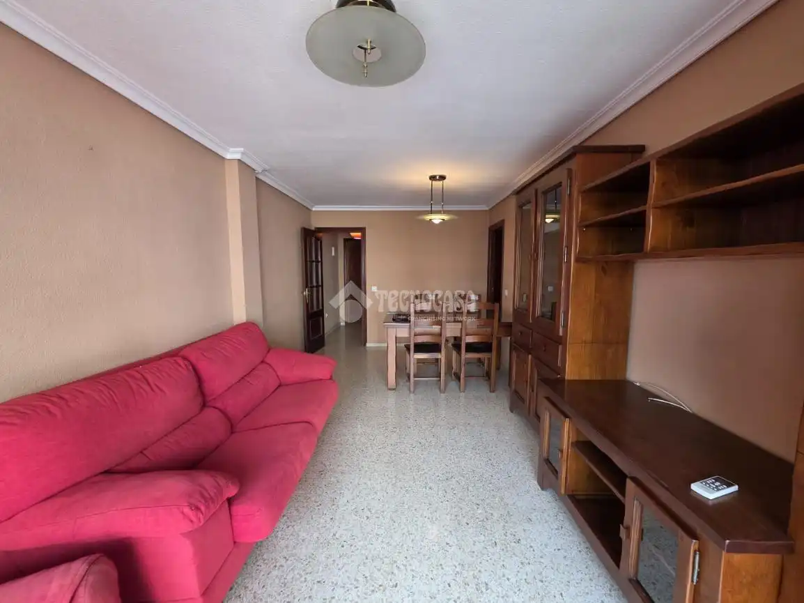 Piso de 90 m² en Sevilla