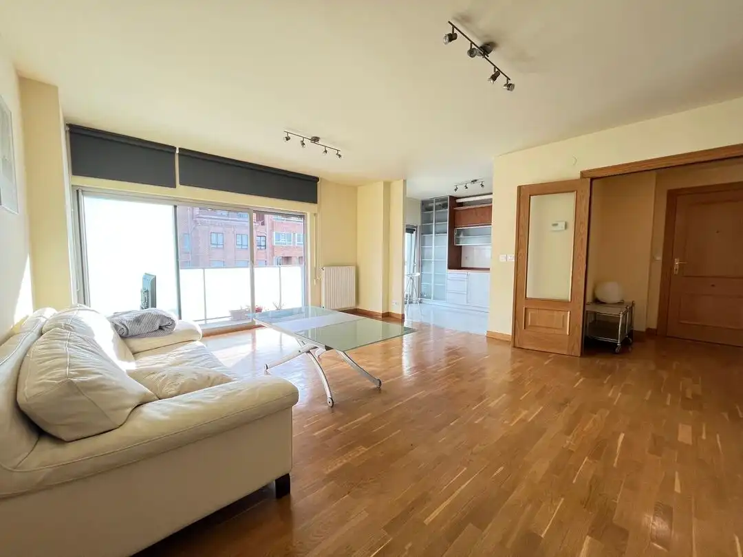 Pis de 78 m² a Pamplona