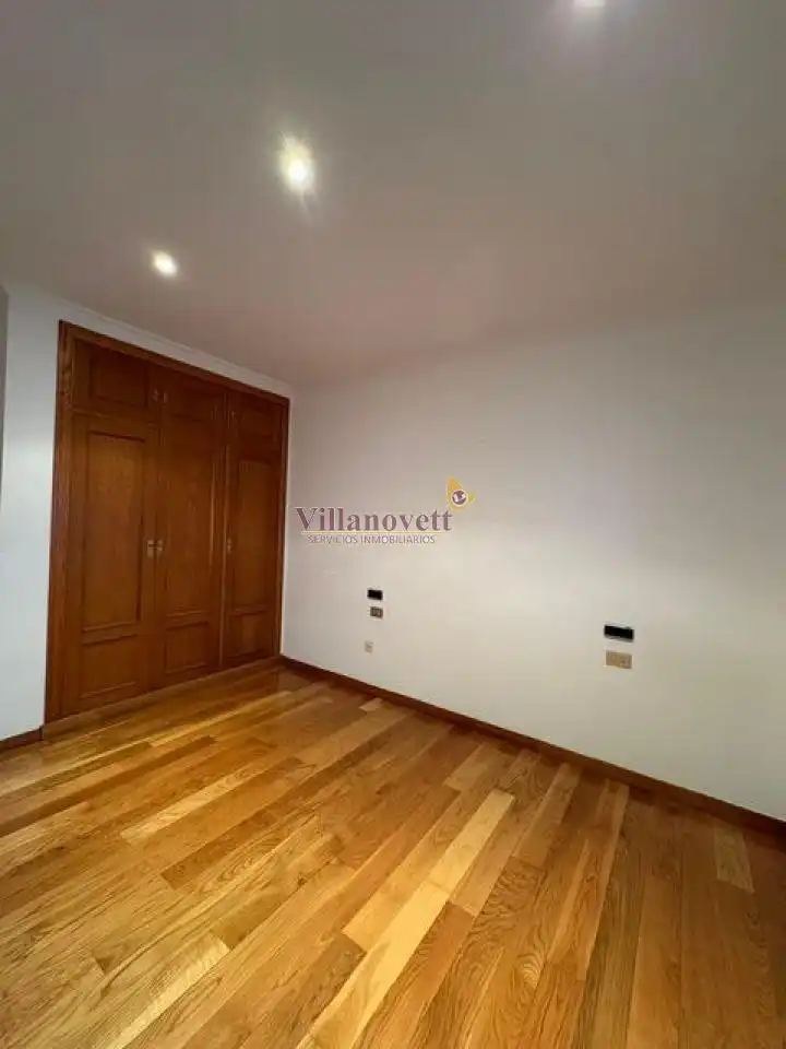 Piso de 70 m² en Vigo