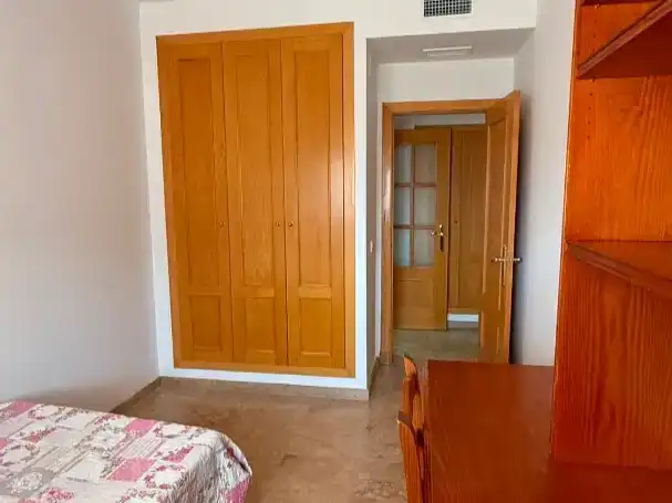 Piso de 141 m² en Almería