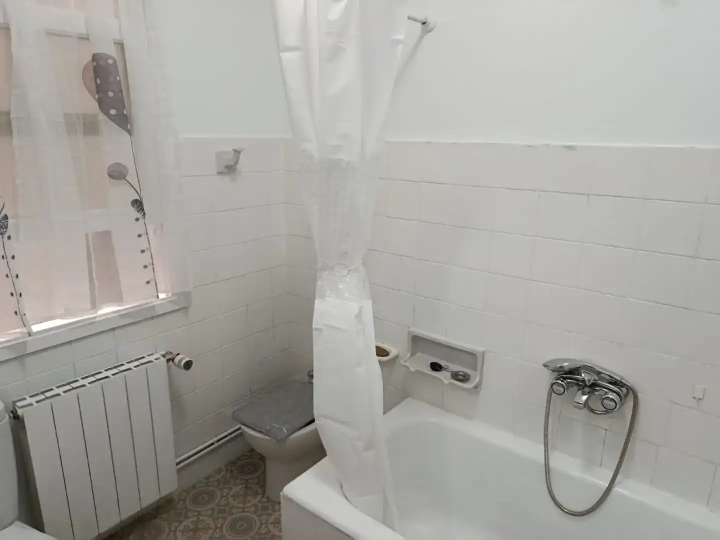 Piso de 85 m² en Ourense