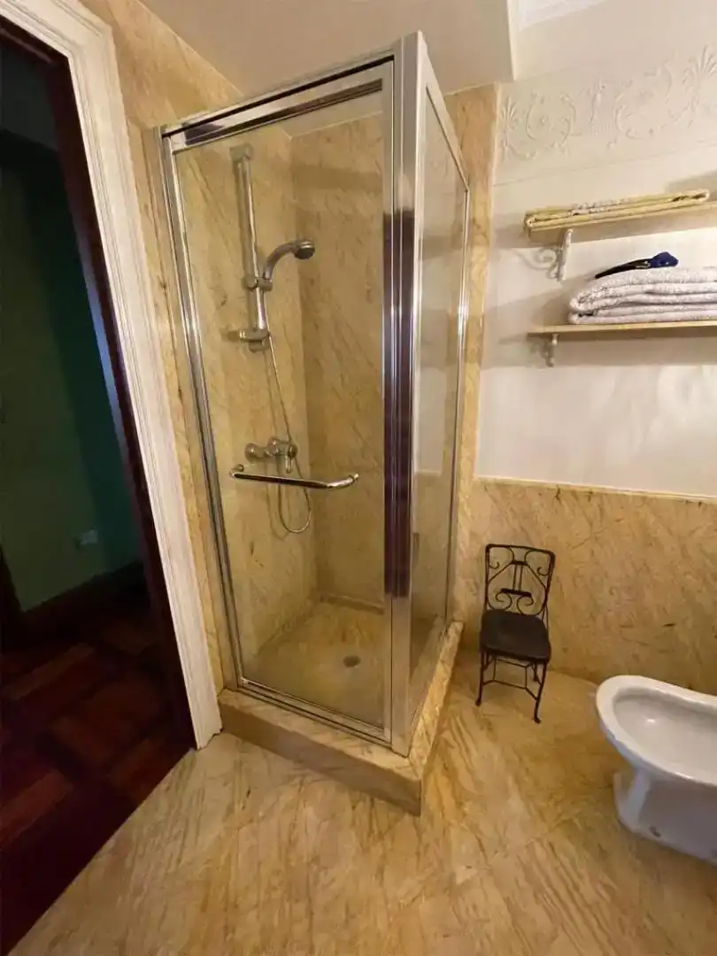 Habitación 185 m², Ourense