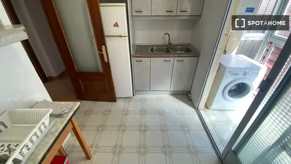 Habitació de lloguer, Madrid